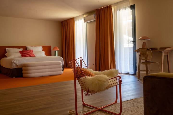 Room 14 of 69