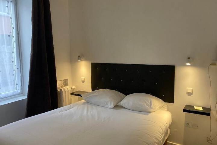 Room 29 of 61