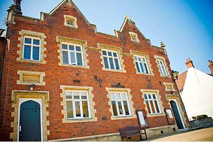 Elmham House - Pilgrim Hotel