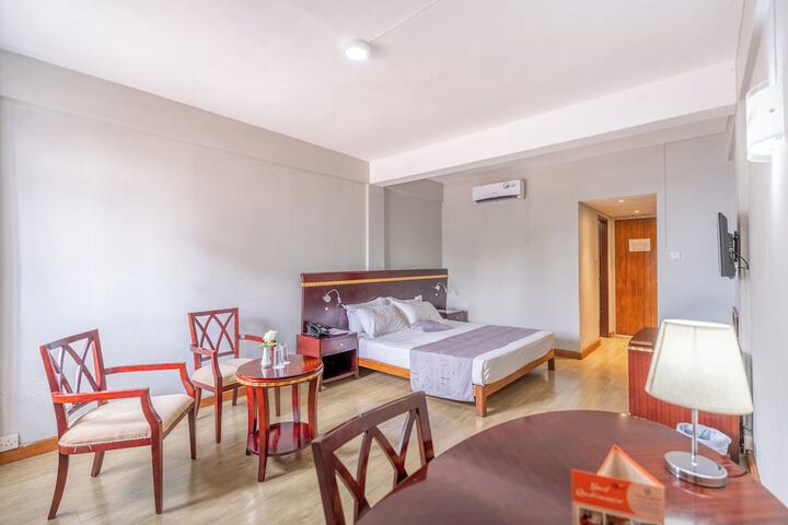 Room 3 of 23