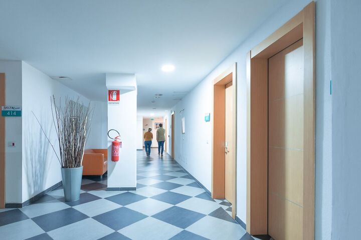 Ballroom/Hall 46 of 47