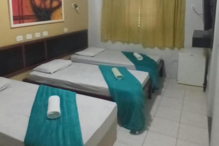Room 14 of 28