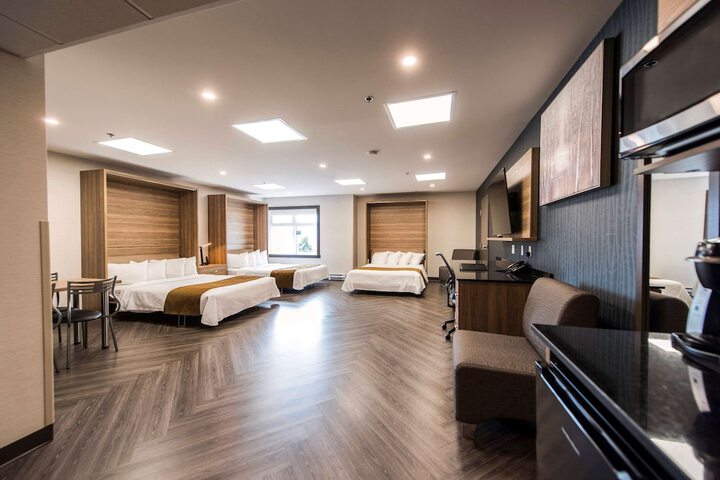 2 Queen Beds Suite (6 of 13)