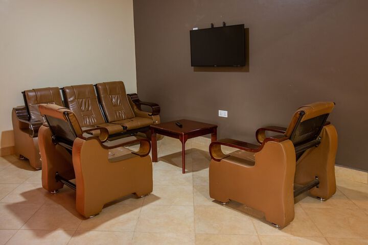 Room 14 of 35