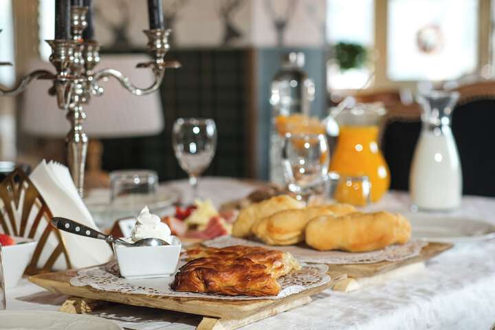 Breakfast/Coffee Service 55 of 71