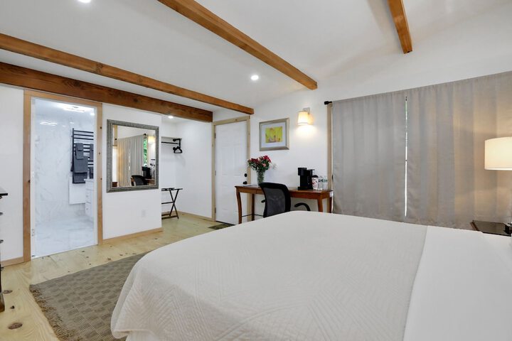 Room 2 of 22