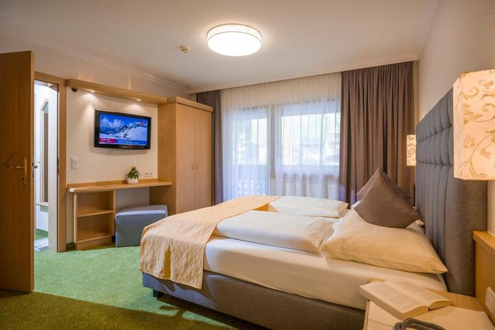 Room 20 of 60