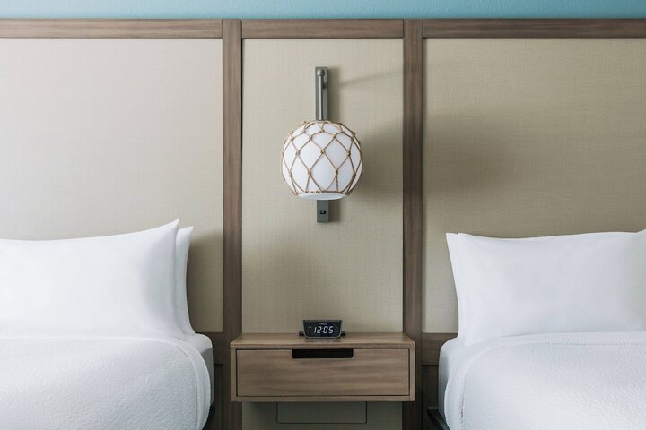 Room 8 of 70