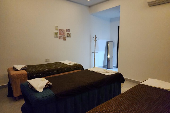 Spa 53 of 65