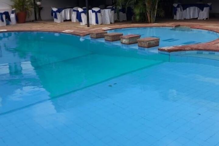 Pool 56 of 75