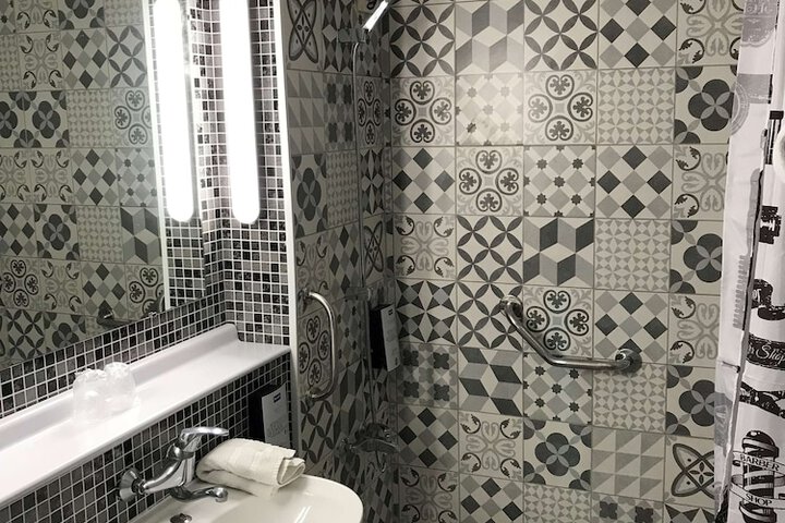 Bath Photo