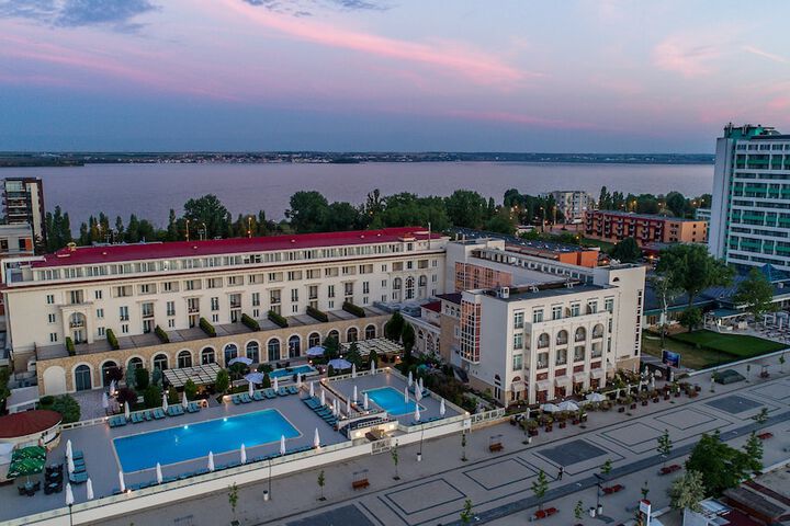 Hotel 85 of 92