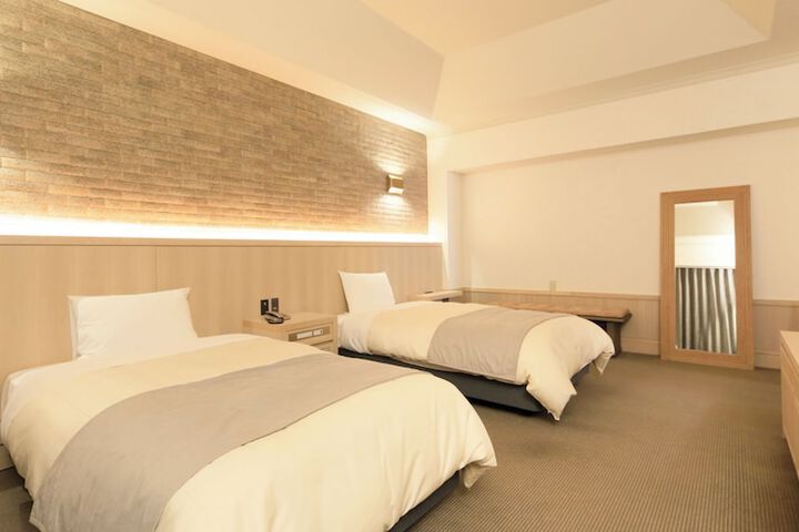 Room 36 of 128