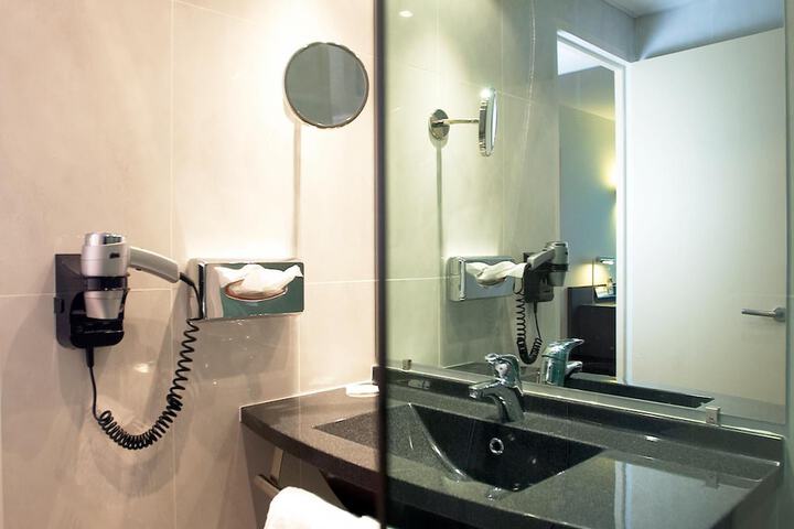 Bath Photo