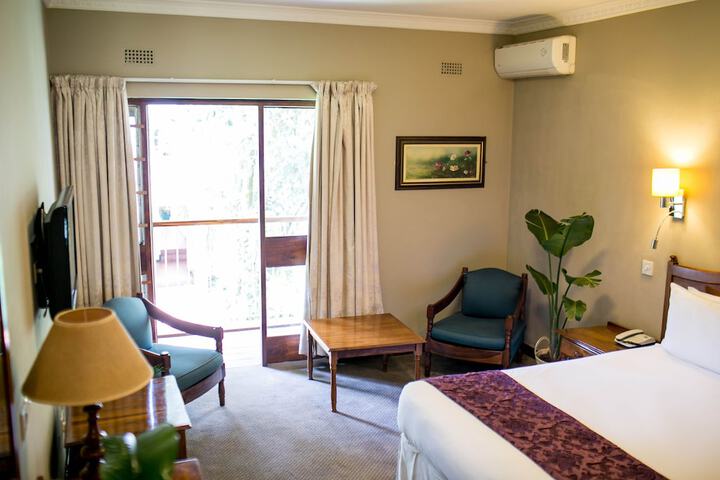 Room 4 of 59
