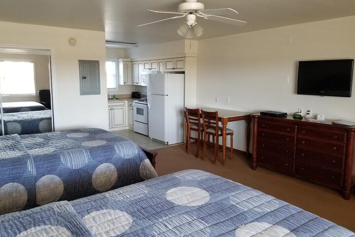 Room 9 of 26