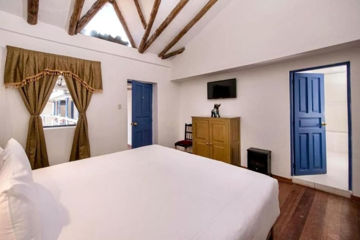 Room 5 of 24