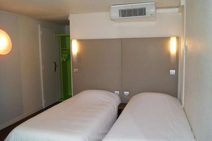 Room 21 of 55