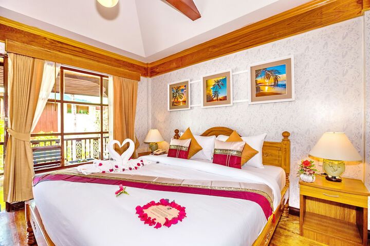 Room 10 of 90