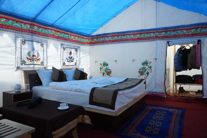 Room 3 of 25