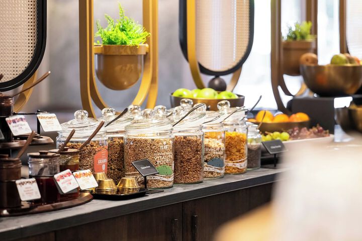 Breakfast buffet
