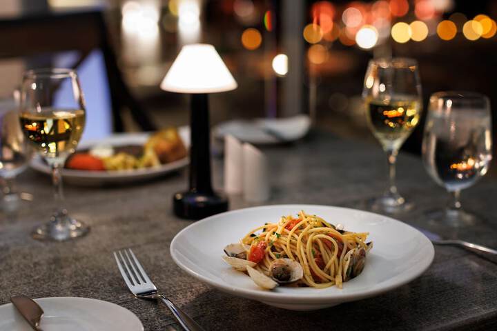 Dining 78 of 114