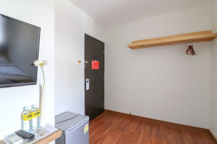 Room 11 of 59