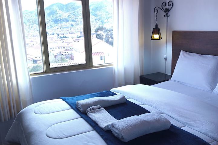 Room 7 of 17
