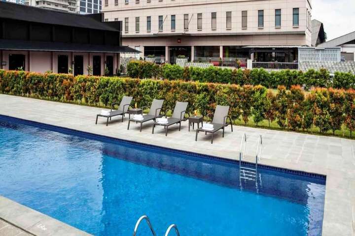 Pools & Facilities