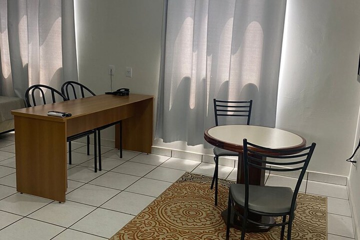 Room 14 of 28