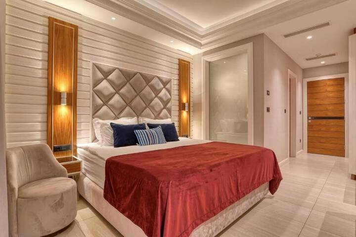 Room 20 of 44