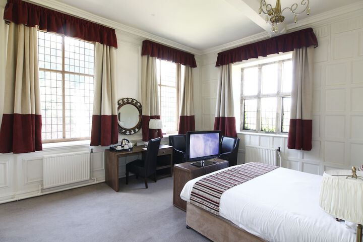 Room 7 of 34