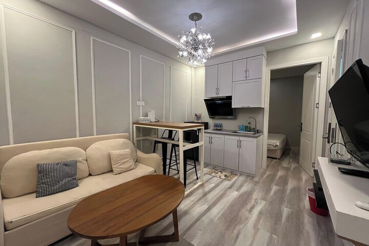 Room 10 of 50