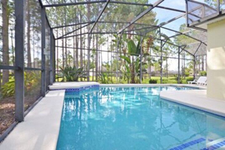 Pool 33 of 60