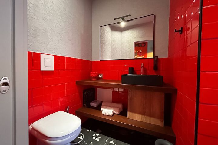 Room 31 of 37
