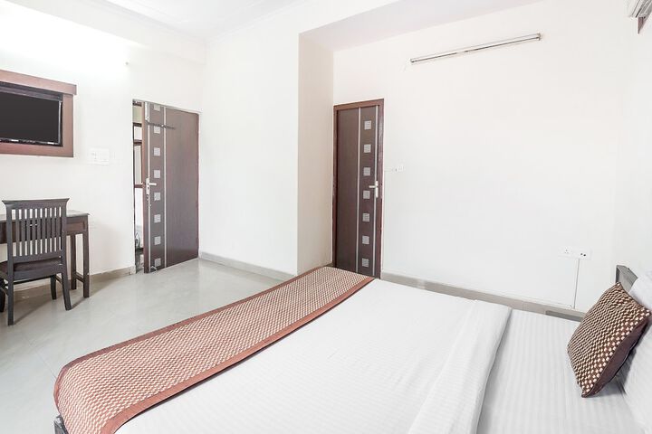 Room 15 of 22