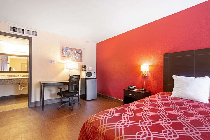 2 Double Beds (5 of 11)
