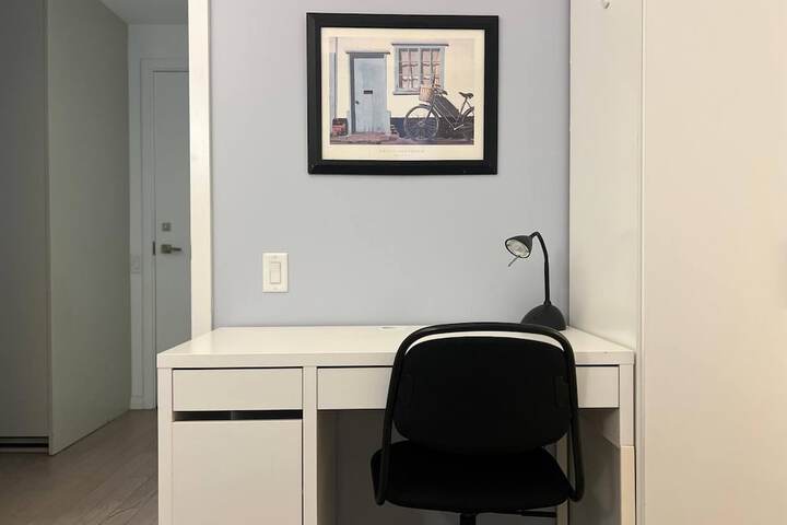 Room 145 of 187