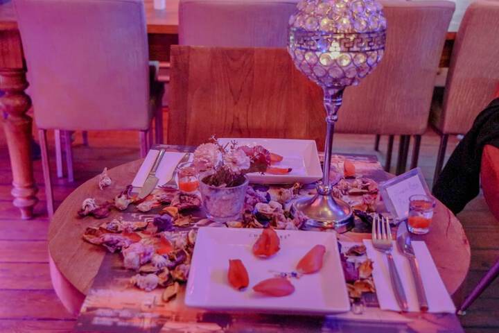 Dining 120 of 126