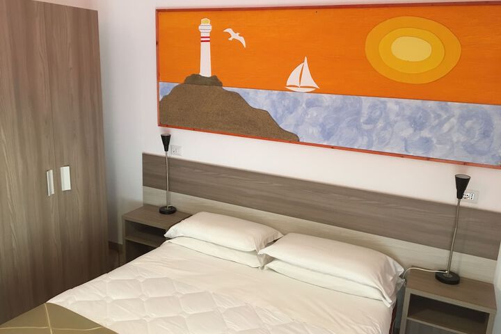 Room 10 of 73
