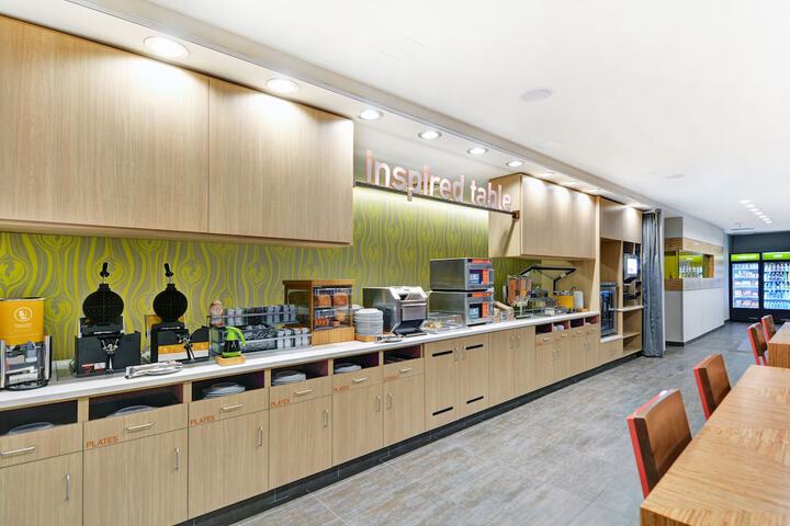 Breakfast area