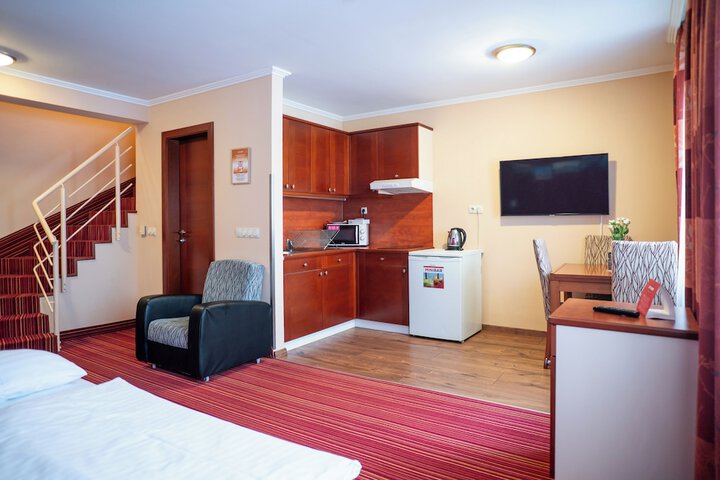 Room 67 of 153