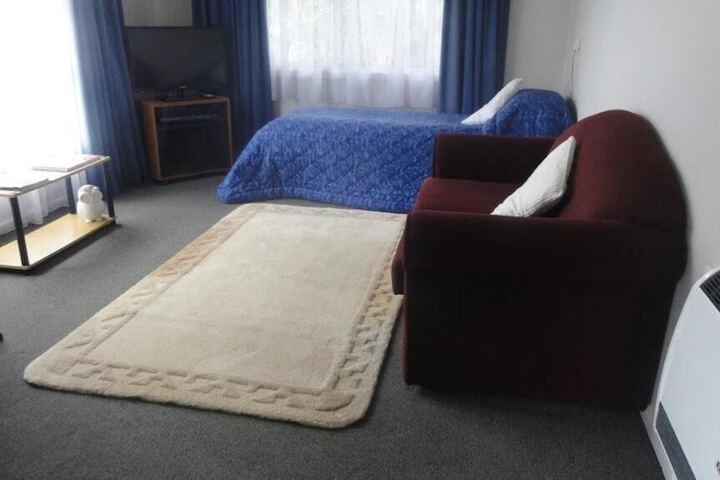 Room 10 of 40