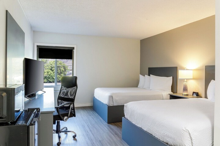 Room 34 of 63