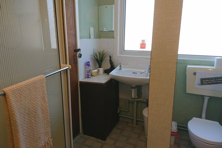 Room 26 of 46