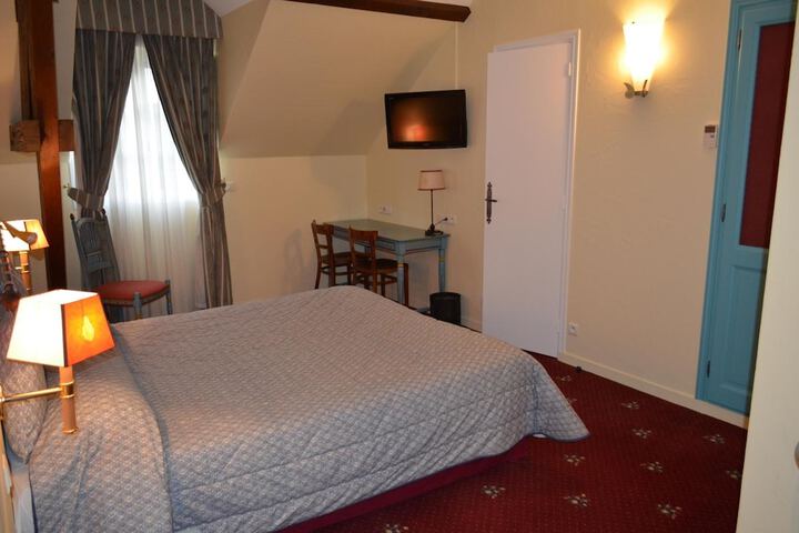 Room 13 of 49