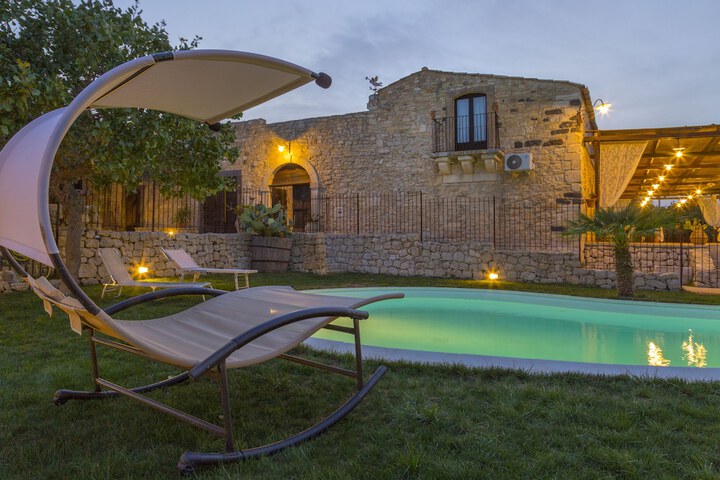Pool 56 of 101