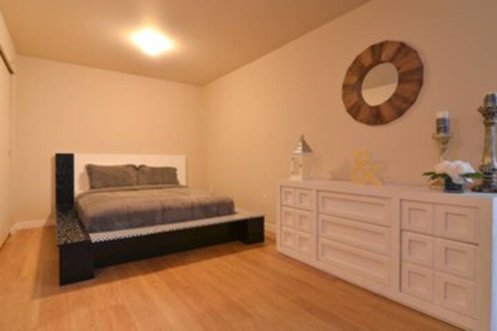 Room 16 of 17