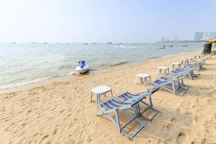 Beach 46 of 49