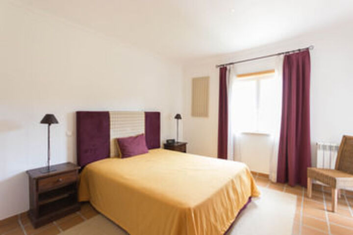 Room 13 of 35